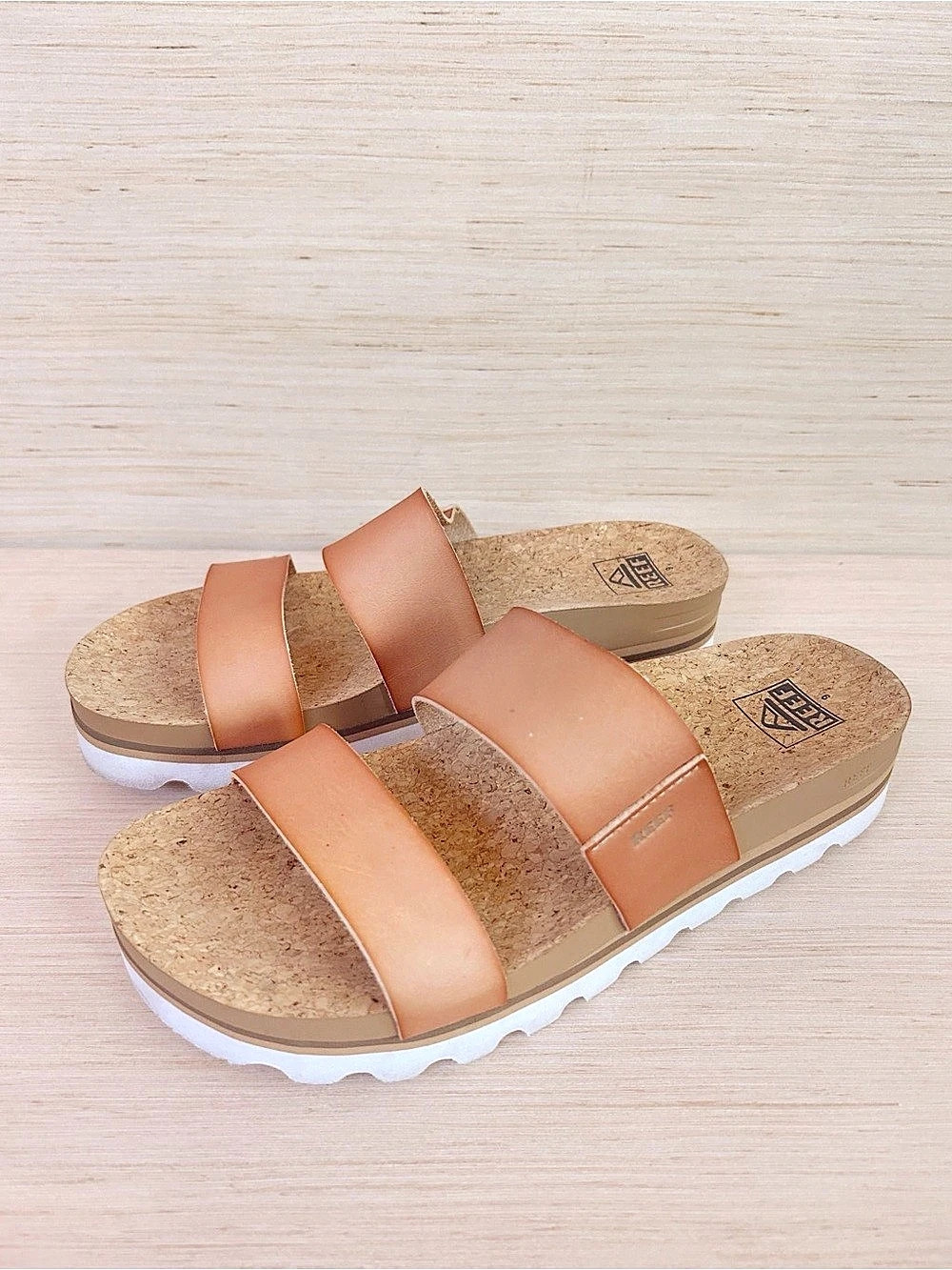 Reef Cushion Vista Hi, Tan, Platform Slide Sandals